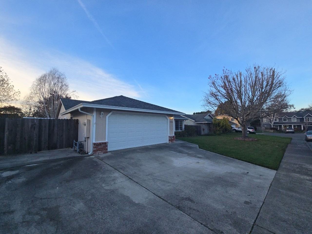 1710 Justice Ct - Photo 3 of 27