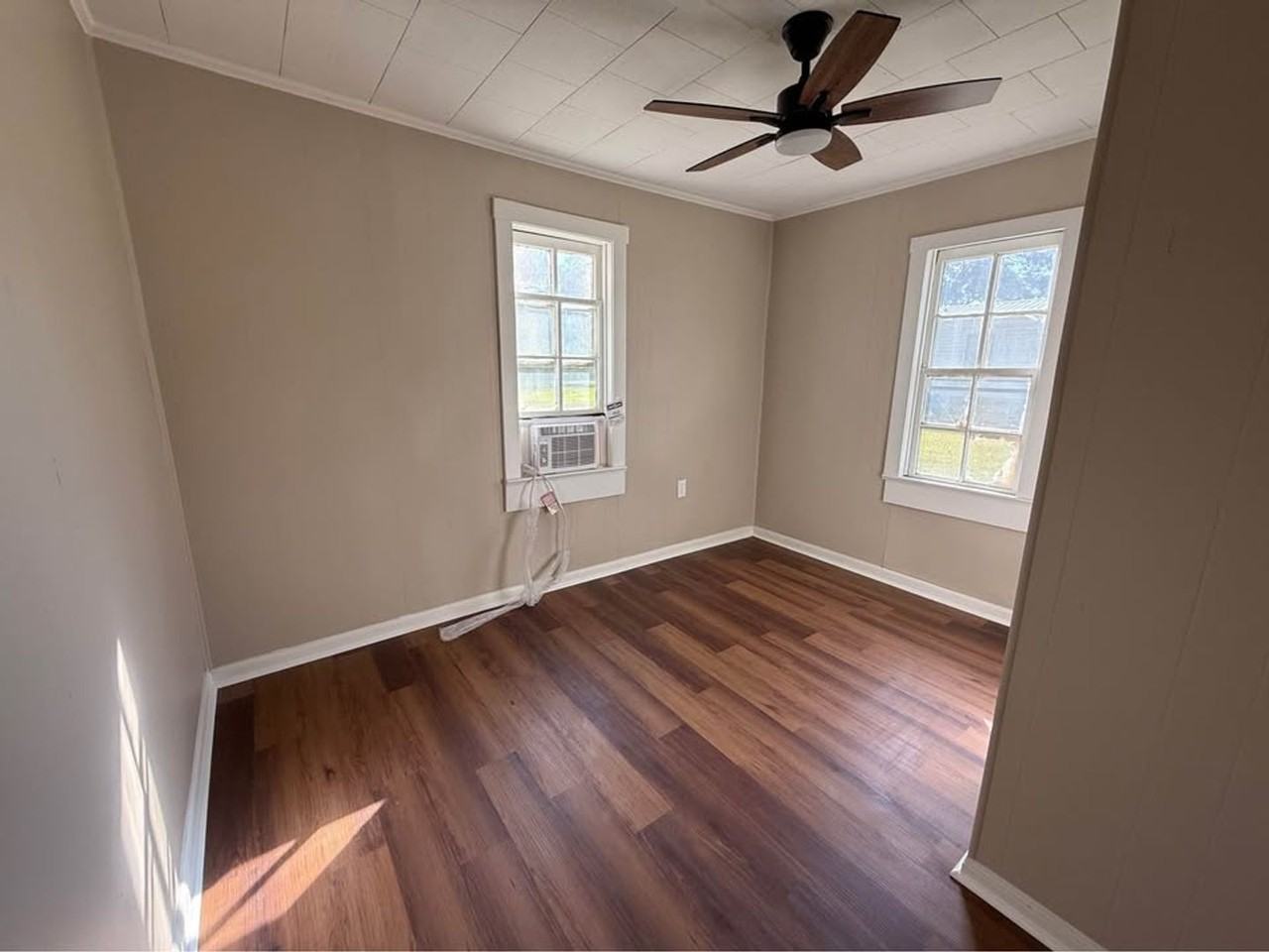 805 S Mcgown St - Photo 6 of 9