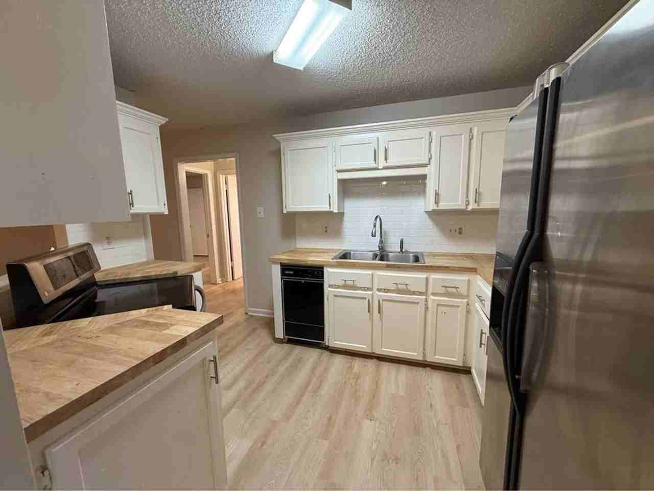 311 East Jeff Davis Avenue - Photo 3 of 12