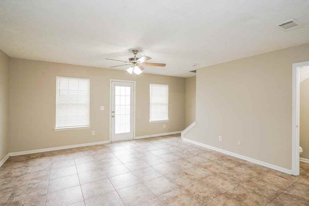 3011 Rg Buchanan Drive - Photo 4 of 17