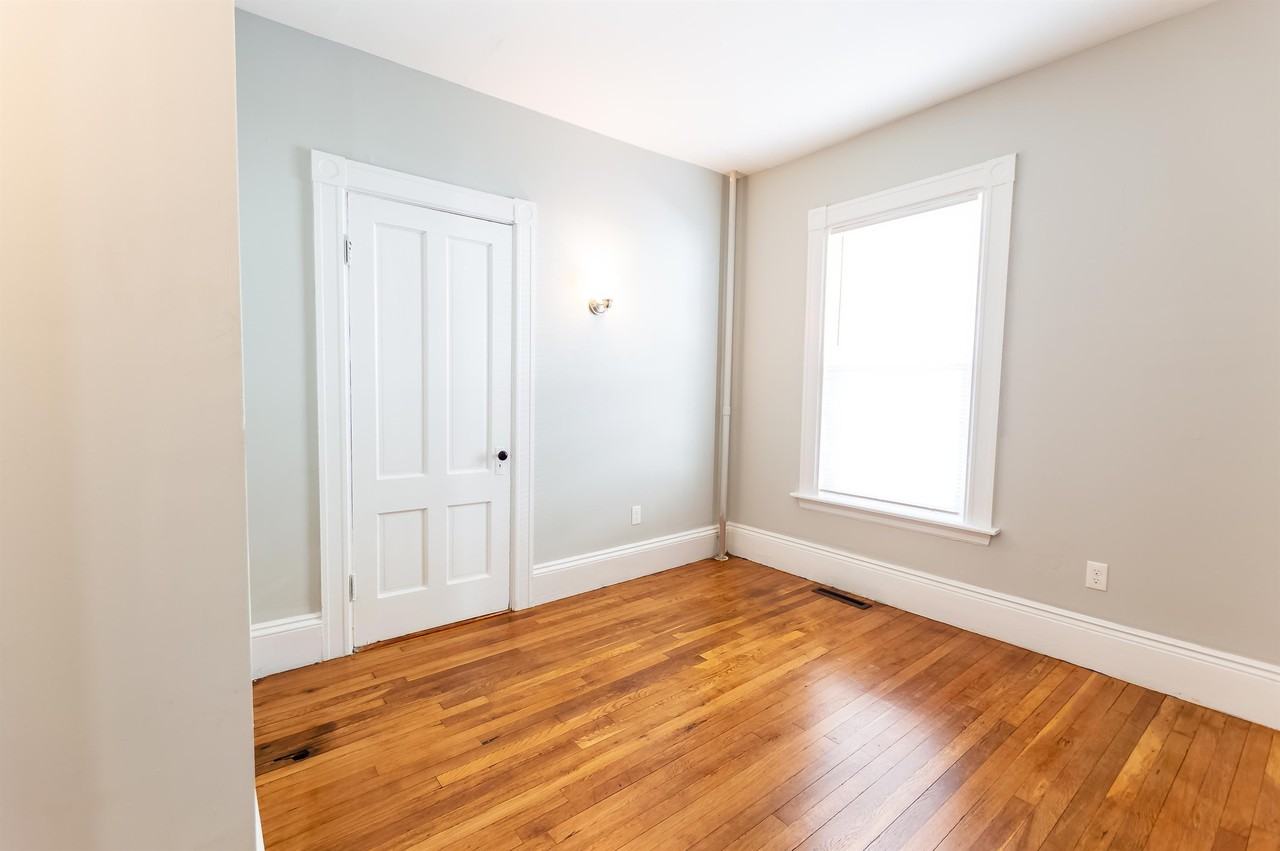 642 Maple St #1 - Photo 4 of 14