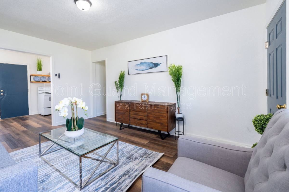 859 South Sylvan Lane #859S - Photo 3 of 10