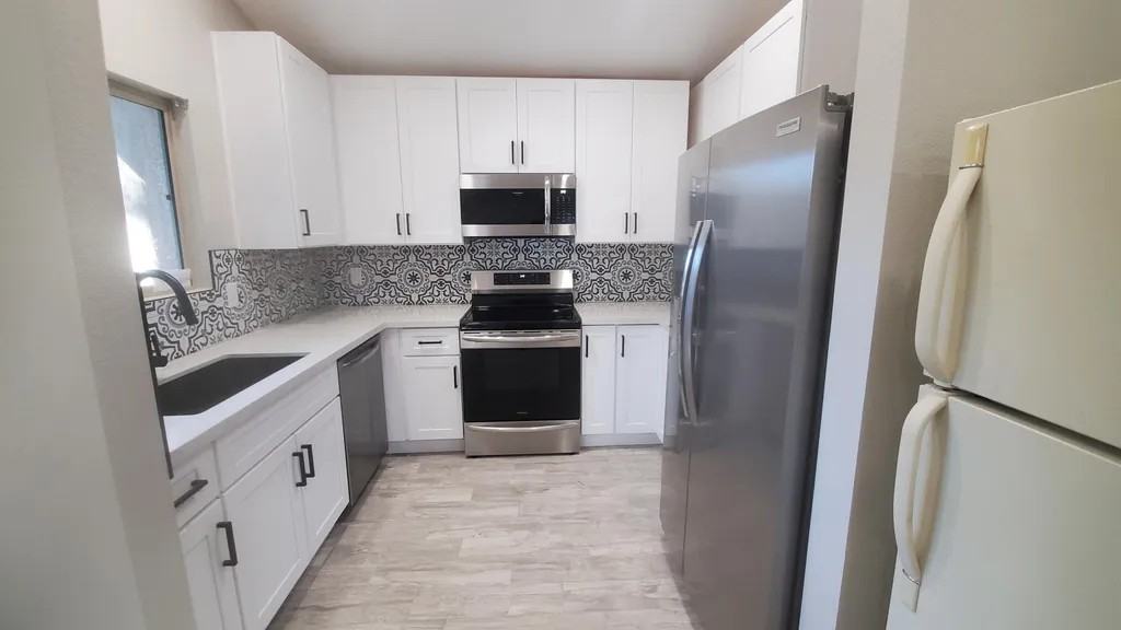 6350 North 78th Street #315 - Photo 5 of 10