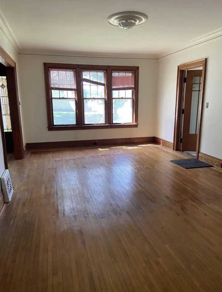 99 E Orvis St - Photo 2 of 3