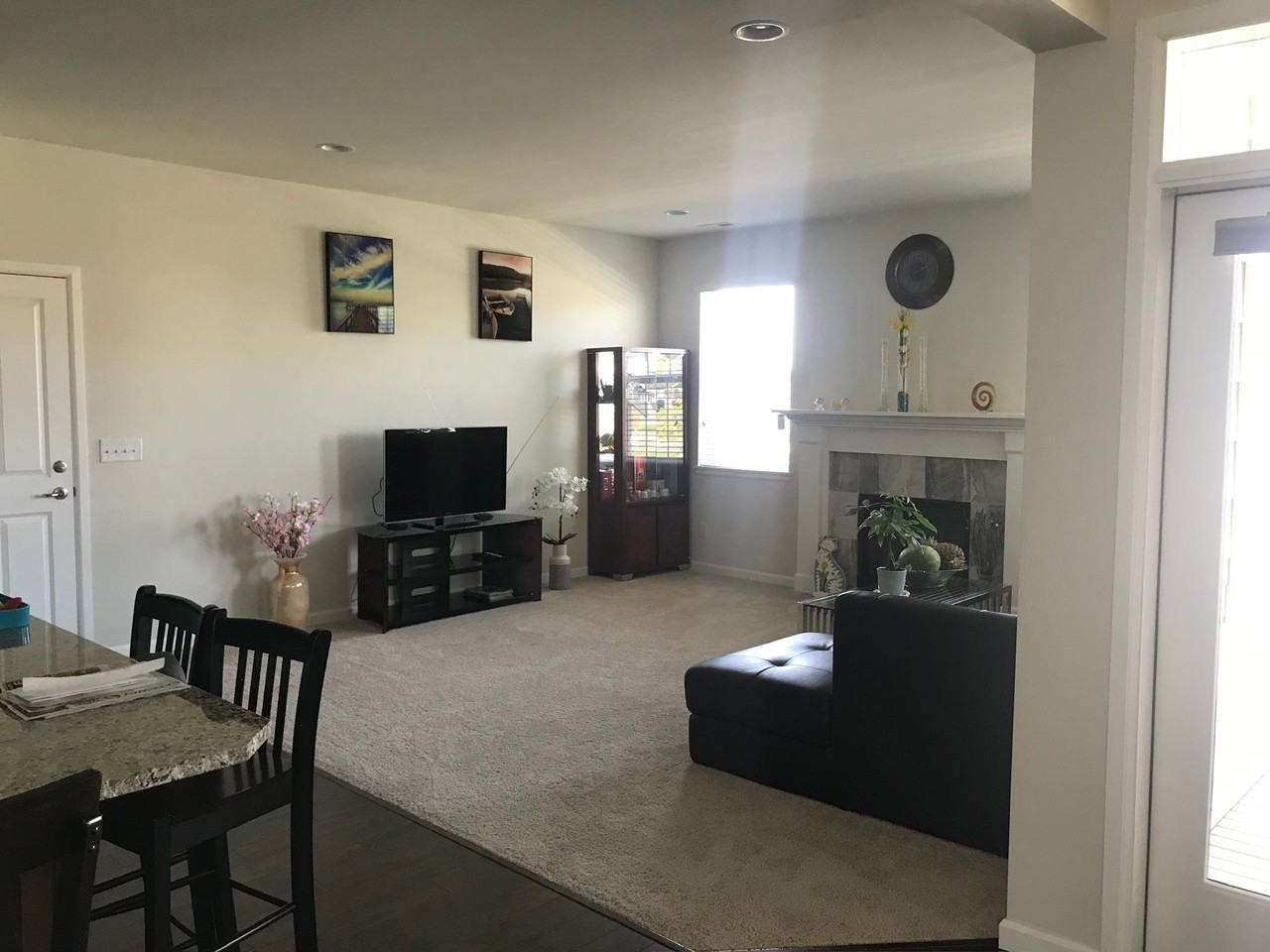 1216 28th St Nw #4S - Photo 4 of 6