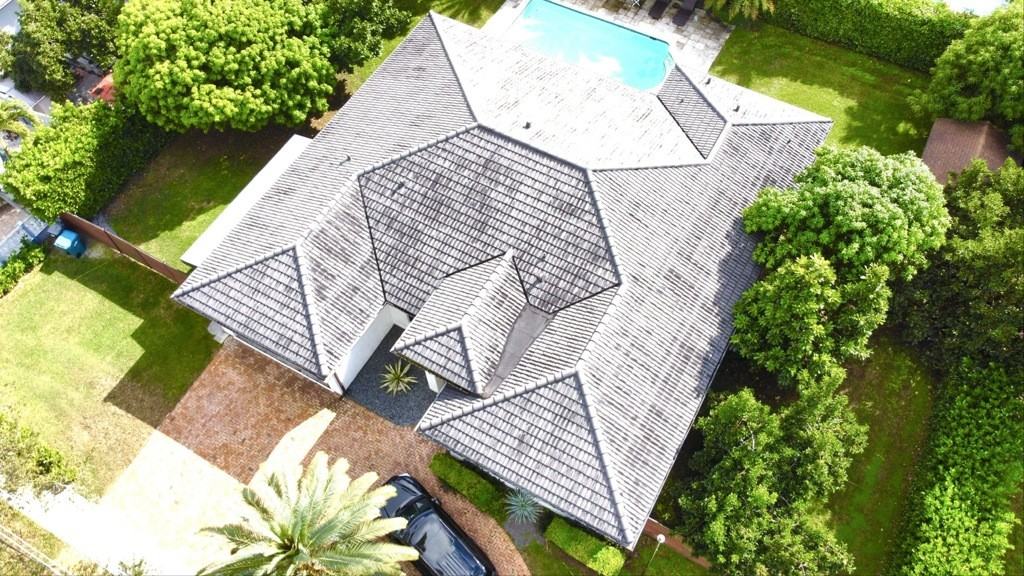 14860 Sw 160th St - Photo 2 of 24