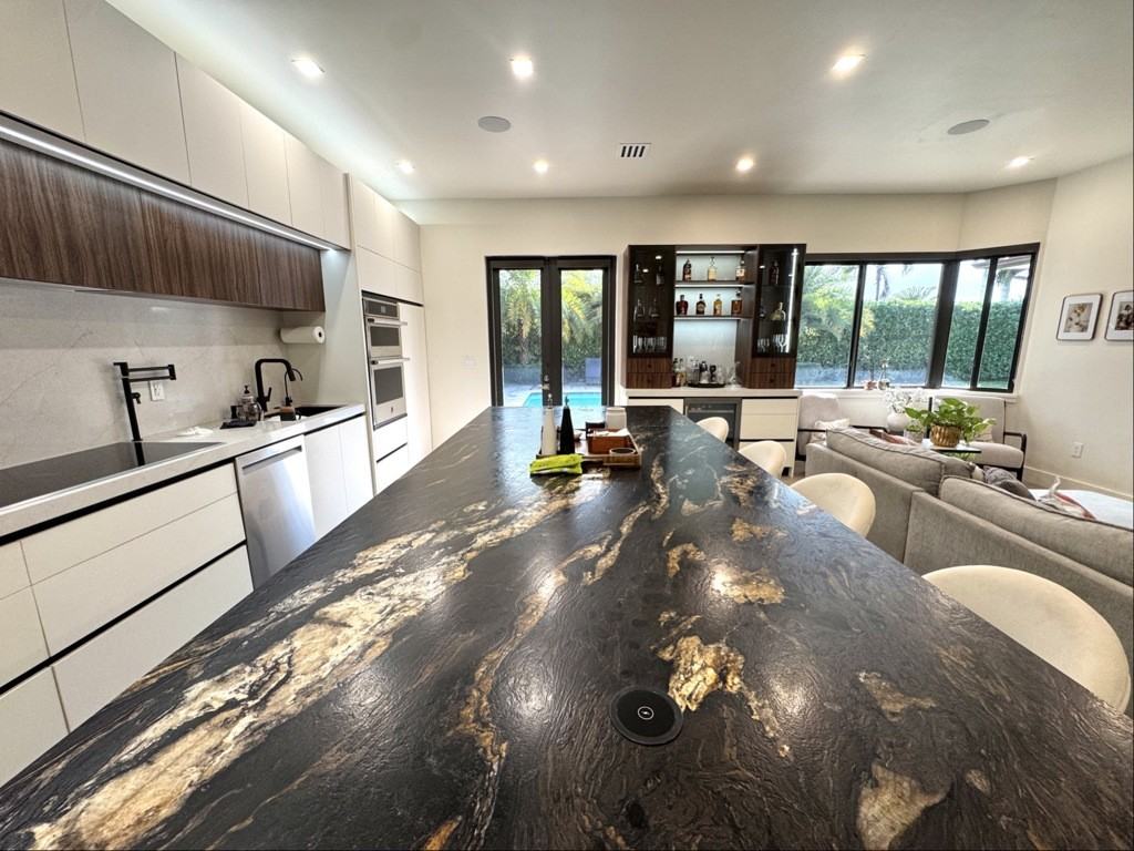 14860 Sw 160th St - Photo 7 of 24