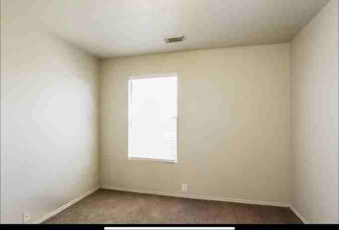 2114 Village Crossing Trl - Photo 5 of 9