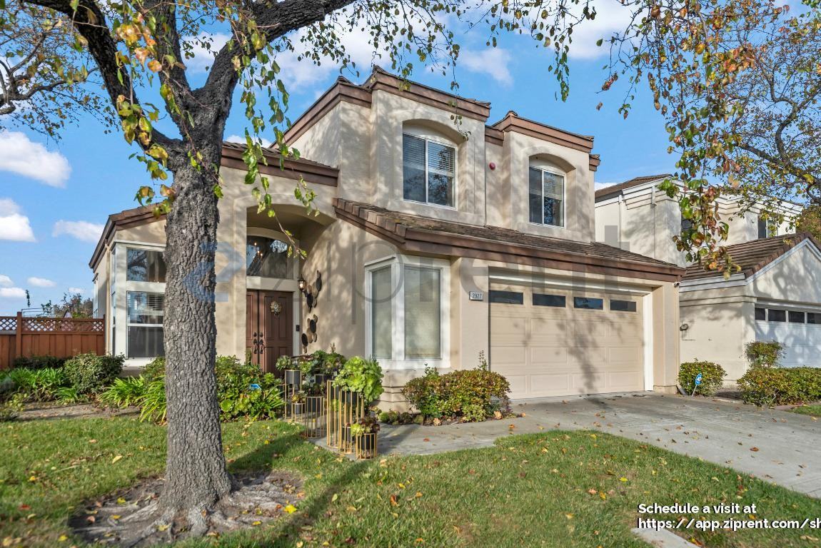 2927 Sorrento Way - Photo 2 of 41