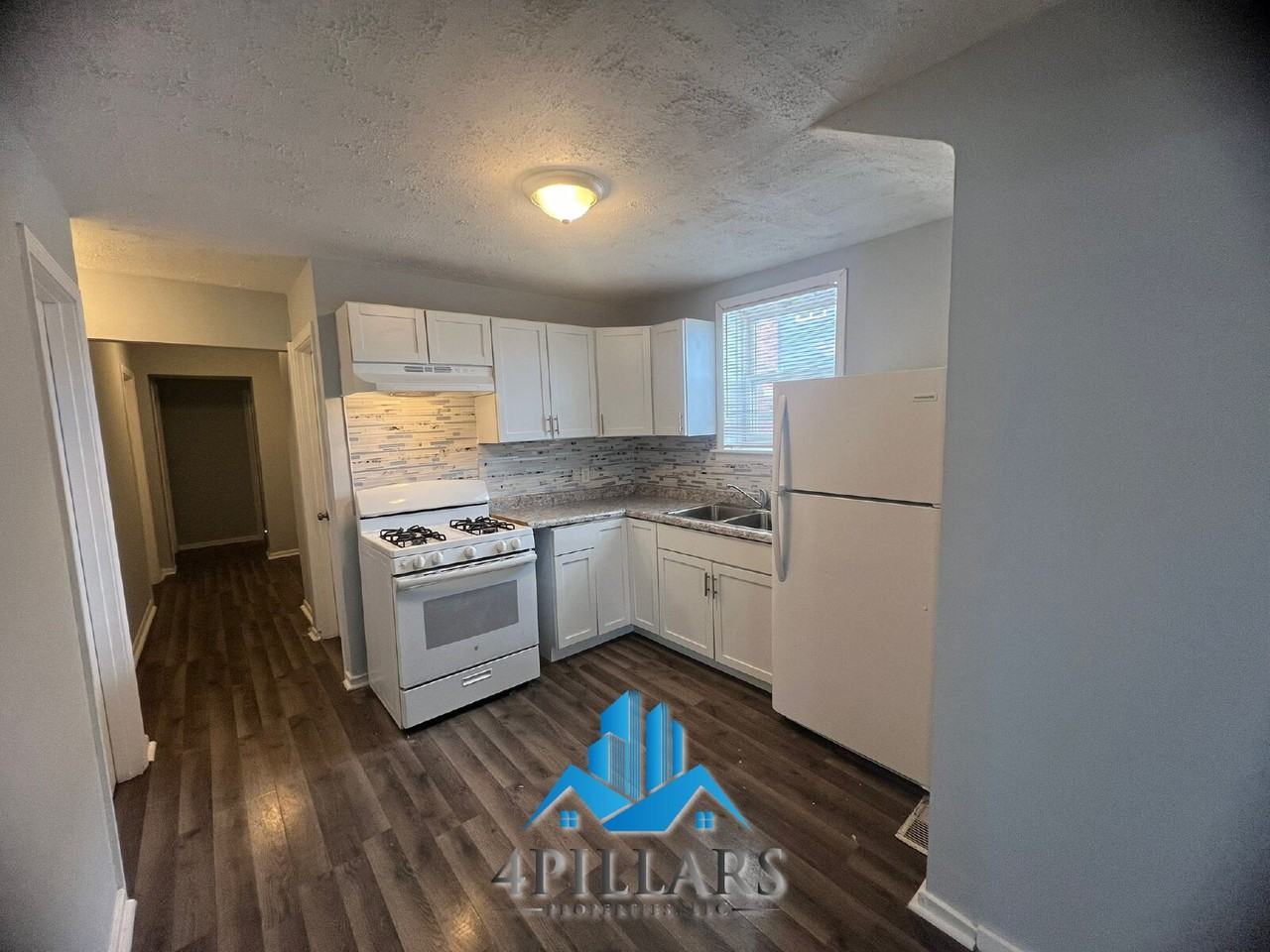 1311 E Columbus Dr #1 - Photo 5 of 26