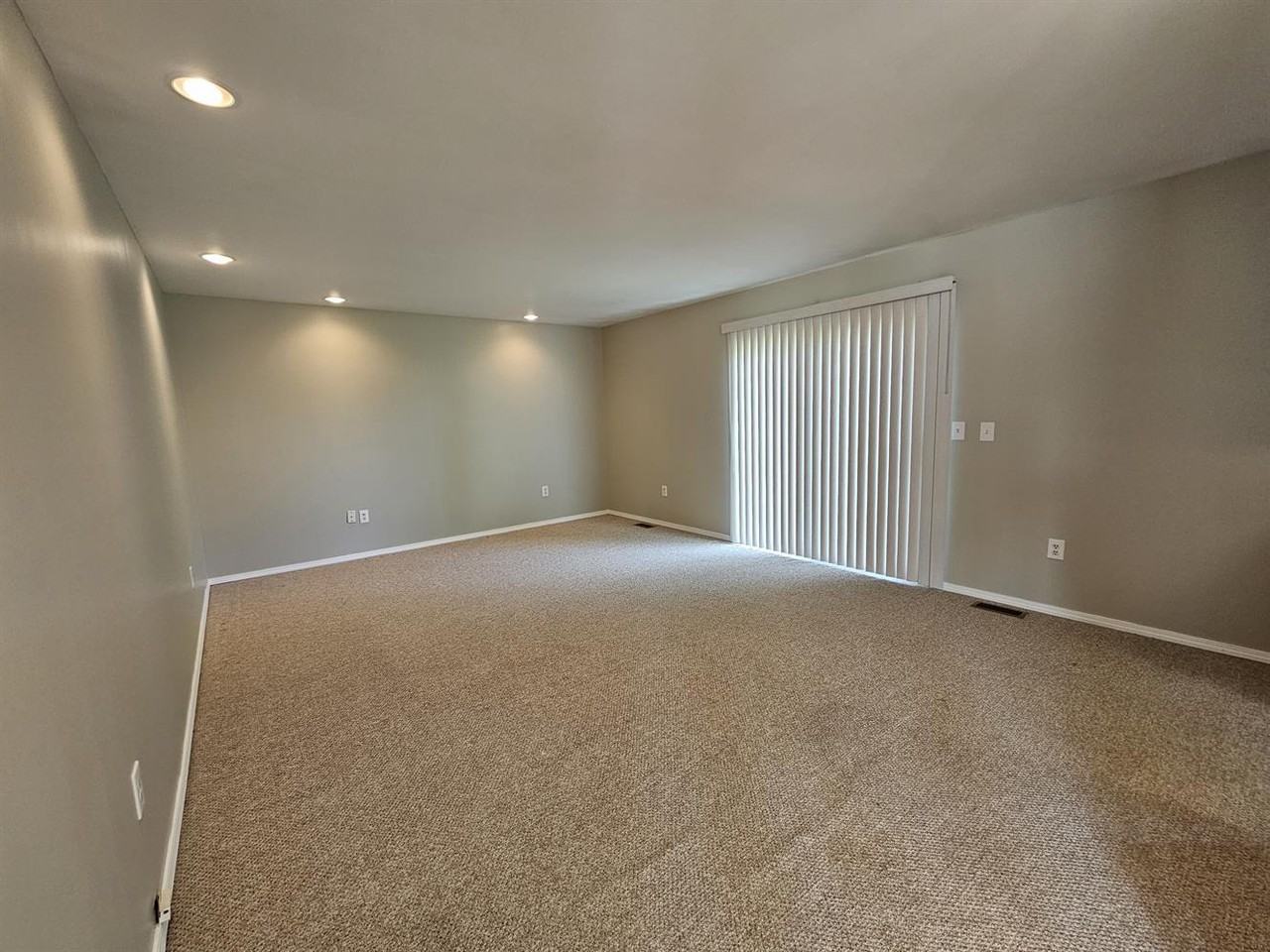 2967 Dashwood Dr - Photo 6 of 15