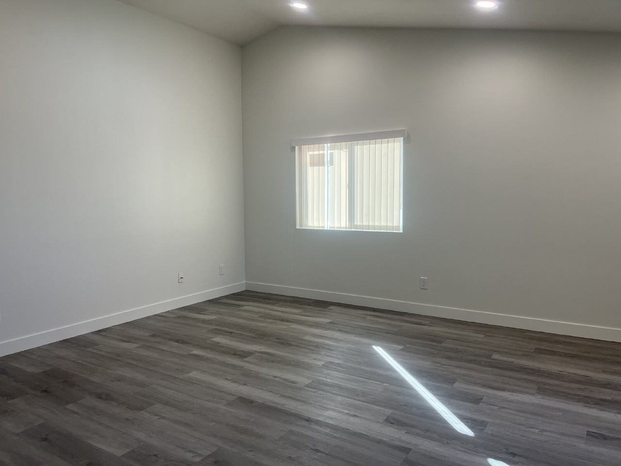 2540 Raft Ln - Photo 6 of 34