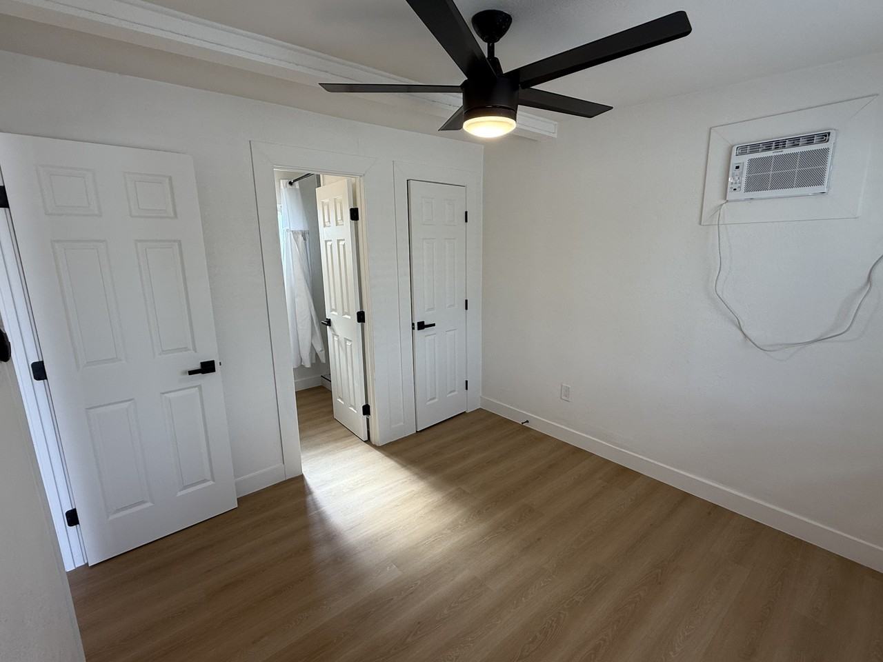 433 N 14th St #4 - Photo 5 of 15