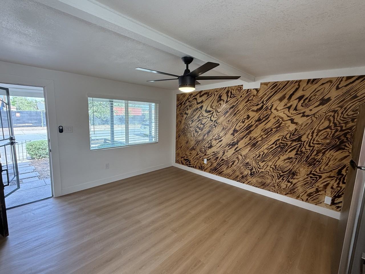 433 N 14th St #4 - Photo 6 of 15