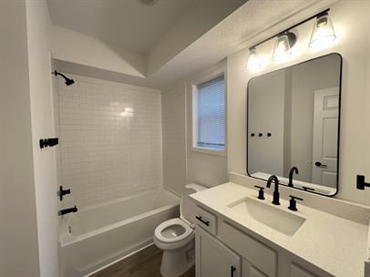 329 30th Ave N - Photo 2 of 8