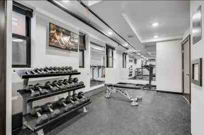 706 S 9th St - Photo 7 of 22