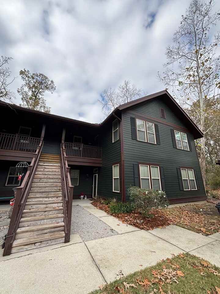 5565 Colonial Chatsworth Cir