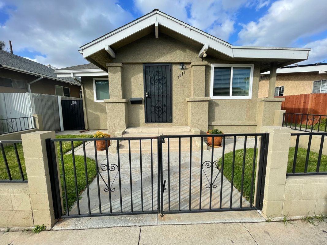 3011 East 7th Street