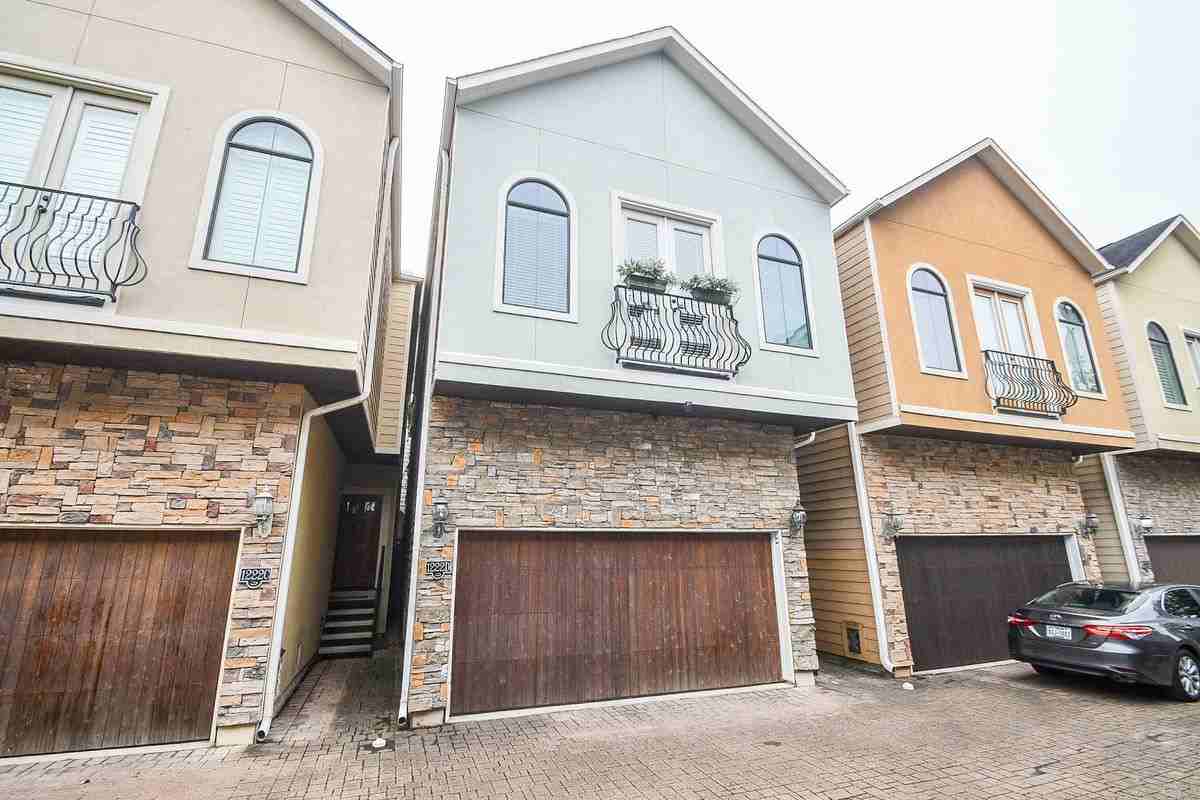 1222 West 17th Street ##D - Photo 6 of 31