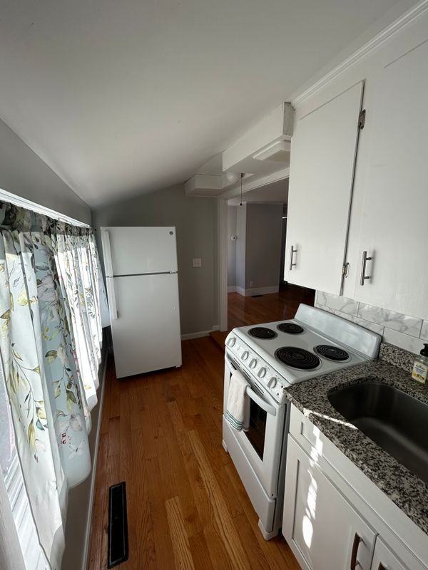 41 Union St ##R - Photo 6 of 10