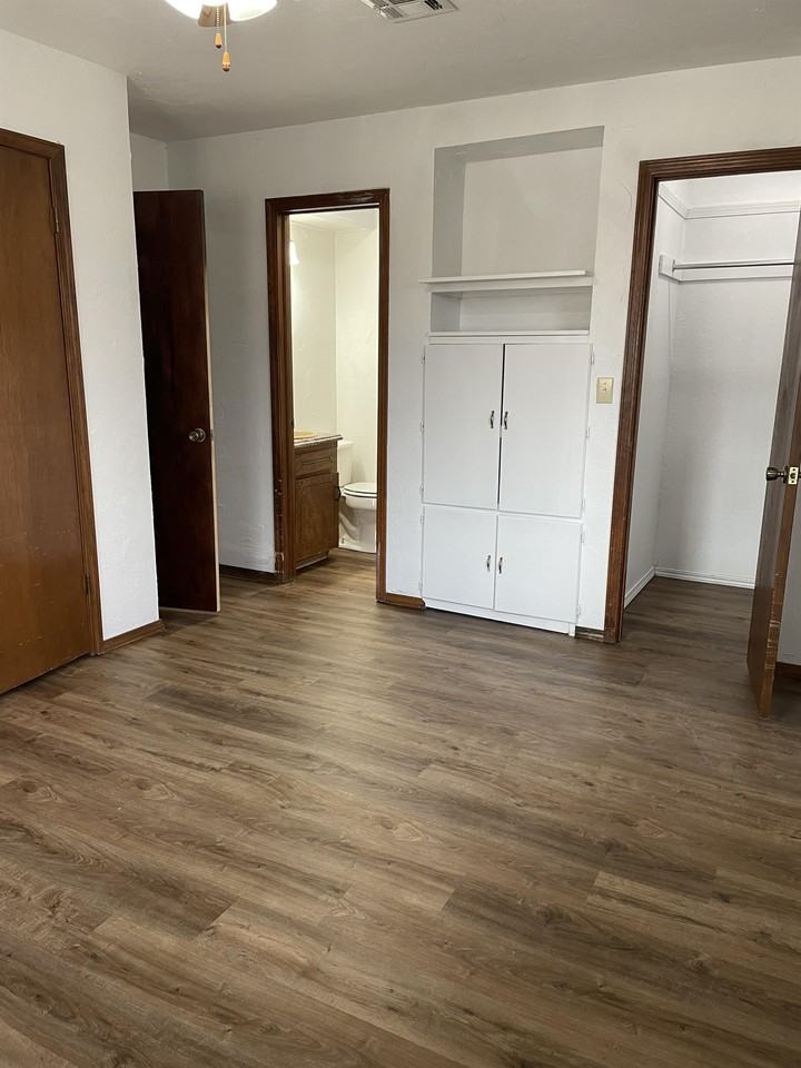 4202 Concord Pl - Photo 5 of 20