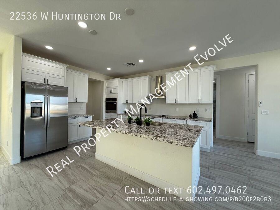 22536 W Huntington Dr - Photo 6 of 34