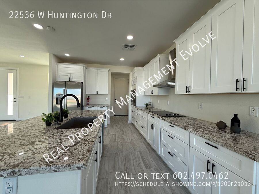 22536 W Huntington Dr - Photo 7 of 34