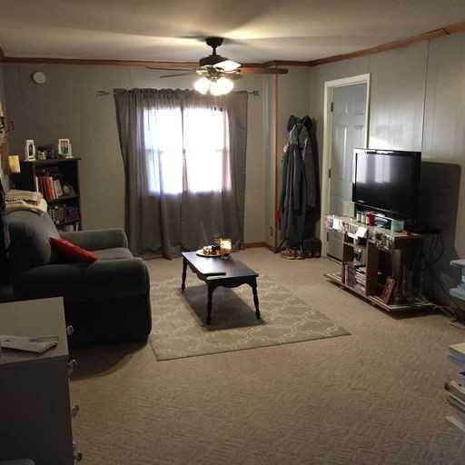 211 S Main St #4 - Photo 3 of 10