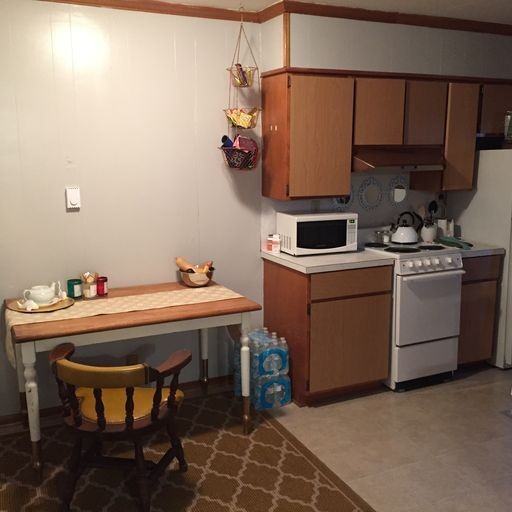 211 S Main St #4 - Photo 4 of 10