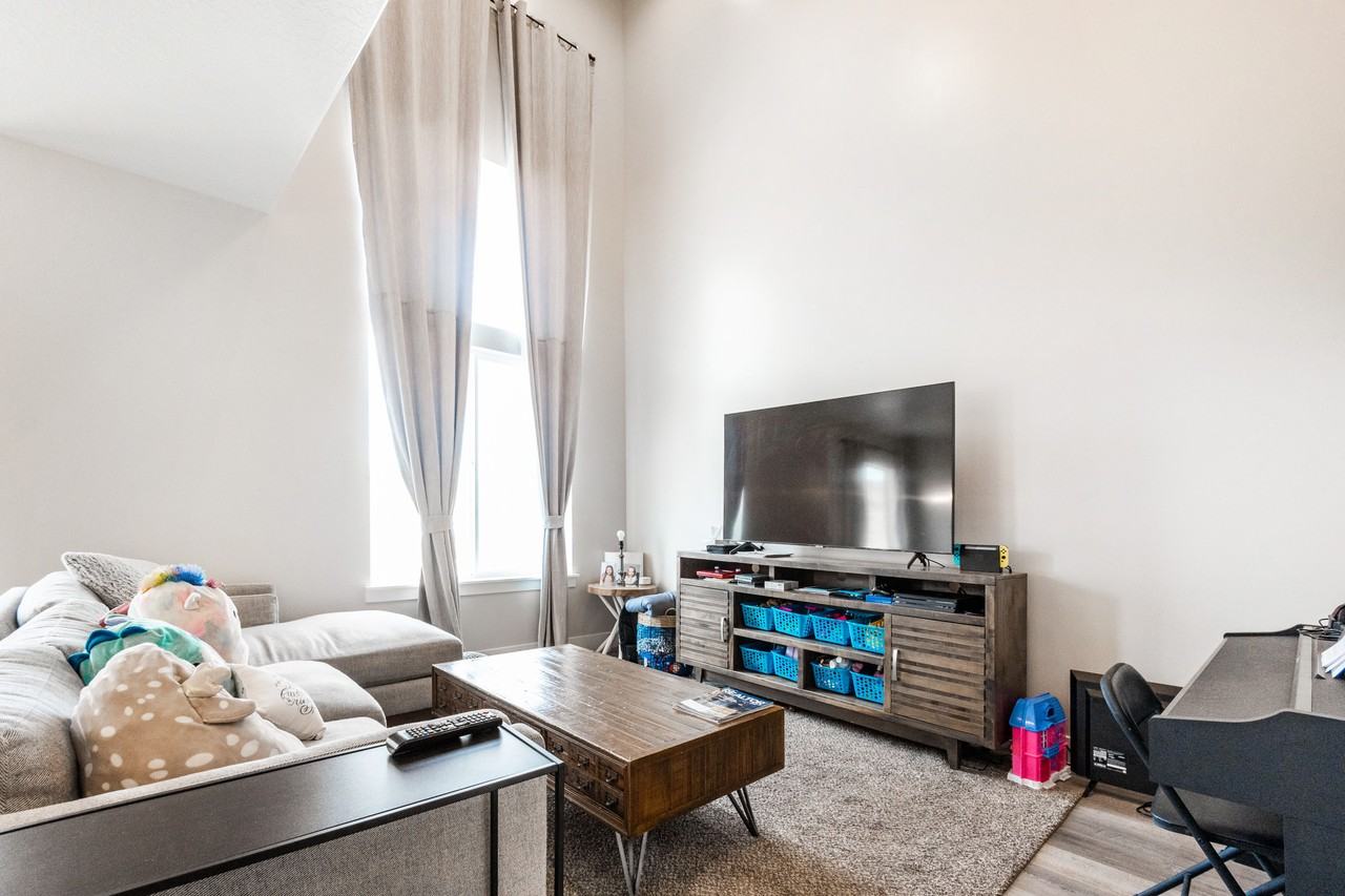 16104 S Bodmin Way #1 - Photo 2 of 26