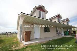 featured image of 209 Belva Ln #1