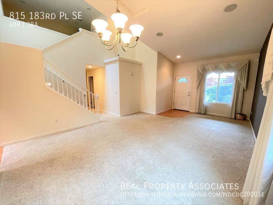 815 183rd Place Southeast - Photo 3 of 32