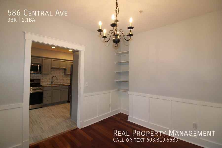 586 Central Ave - Photo 4 of 28