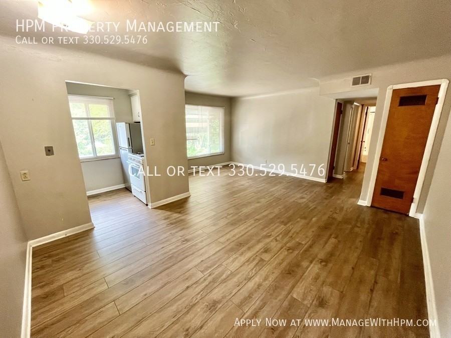 19465 Lorain Rd #12 - Photo 4 of 7