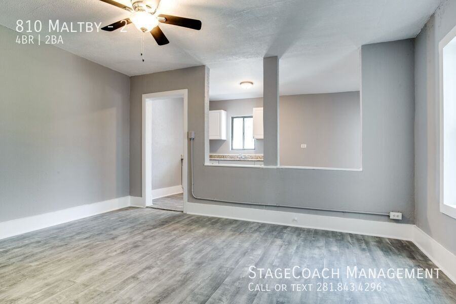 810 Maltby St #2 - Photo 3 of 25