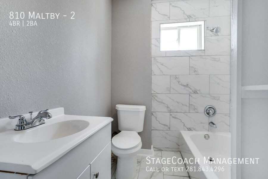 810 Maltby St #2 - Photo 5 of 25