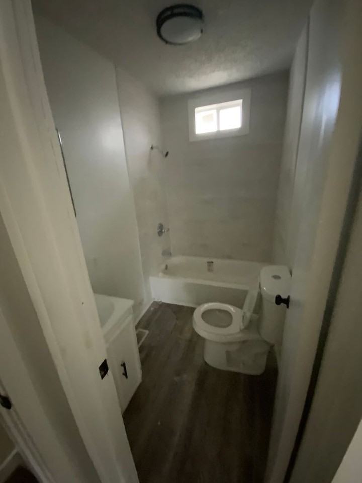 8200 W 34th St - Photo 3 of 9