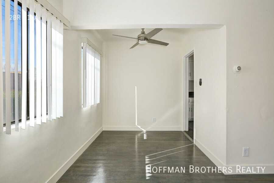 4343 W 169th St - Photo 5 of 9