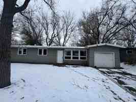 featured image of 1313 Southwest Clontarf Street