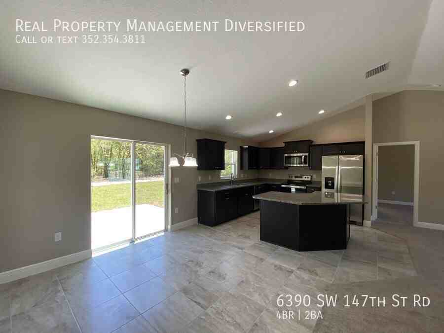 6390 Sw 147th Street Rd - Photo 6 of 29