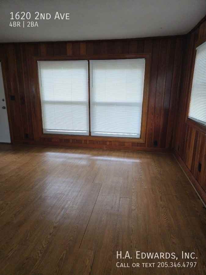 1620 2nd Avenue - Photo 3 of 7