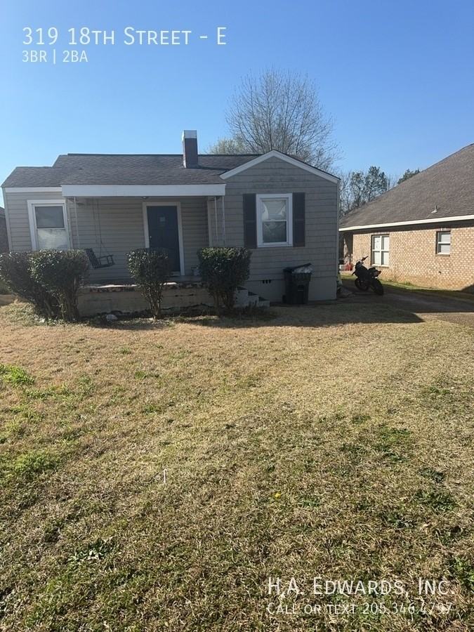 319 18th Street East #E - Photo 4 of 5