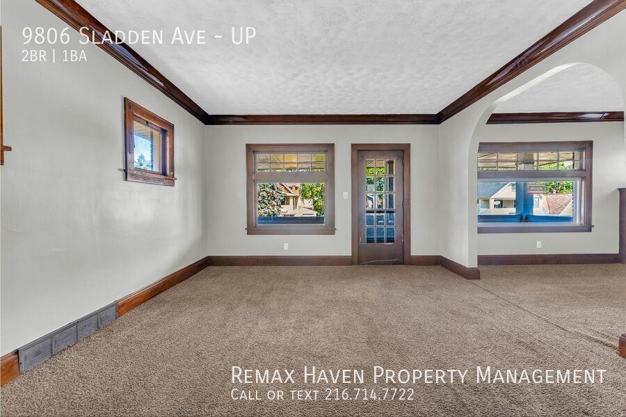 9806 Sladden Ave #UP - Photo 4 of 46