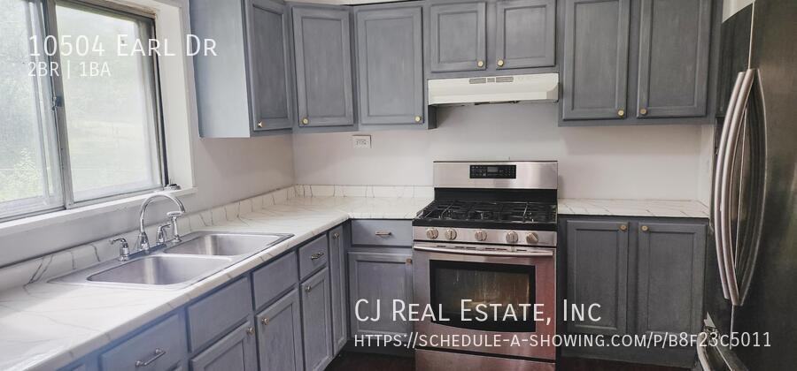 10504 Earl Drive - Photo 3 of 7