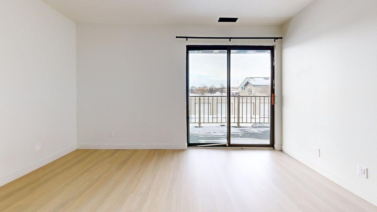 215 E Arbor (Bismarck,ND) - Photo 2 of 16