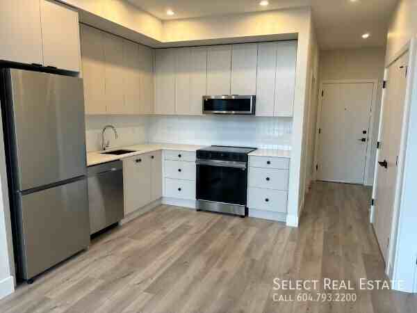 45497 Campus Dr #106 - Photo 2 of 11