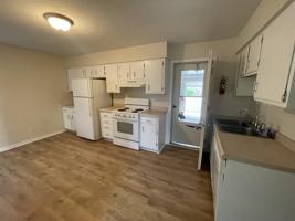 featured image of 1715 Valleywood Ct #2