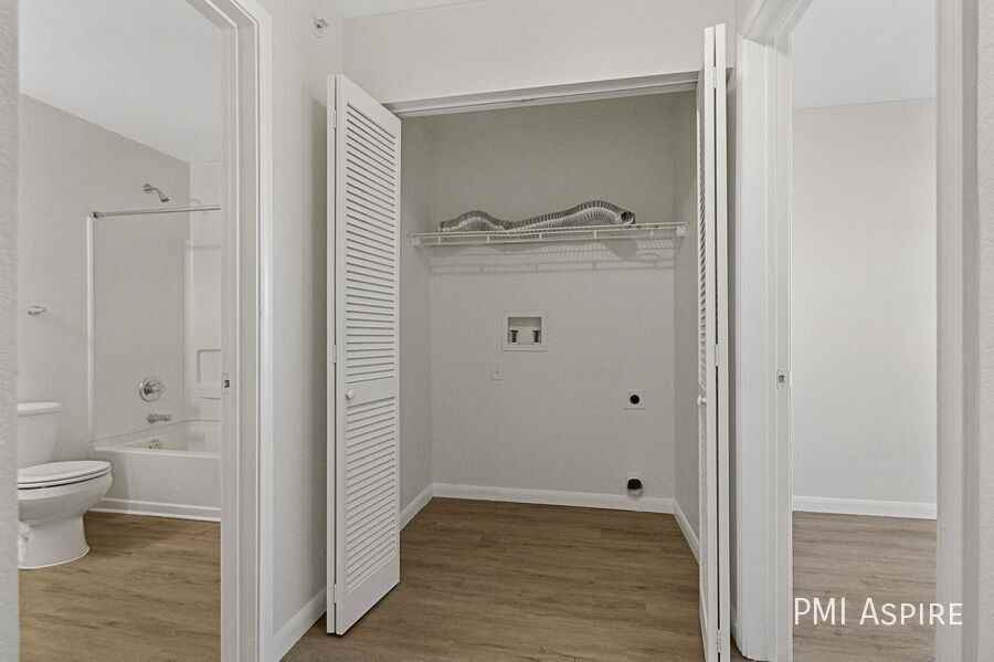 1221 Wren Court #4-202 - Photo 5 of 28