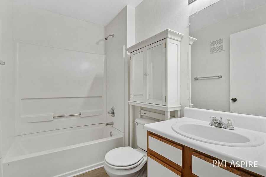 1221 Wren Court #4-202 - Photo 7 of 28