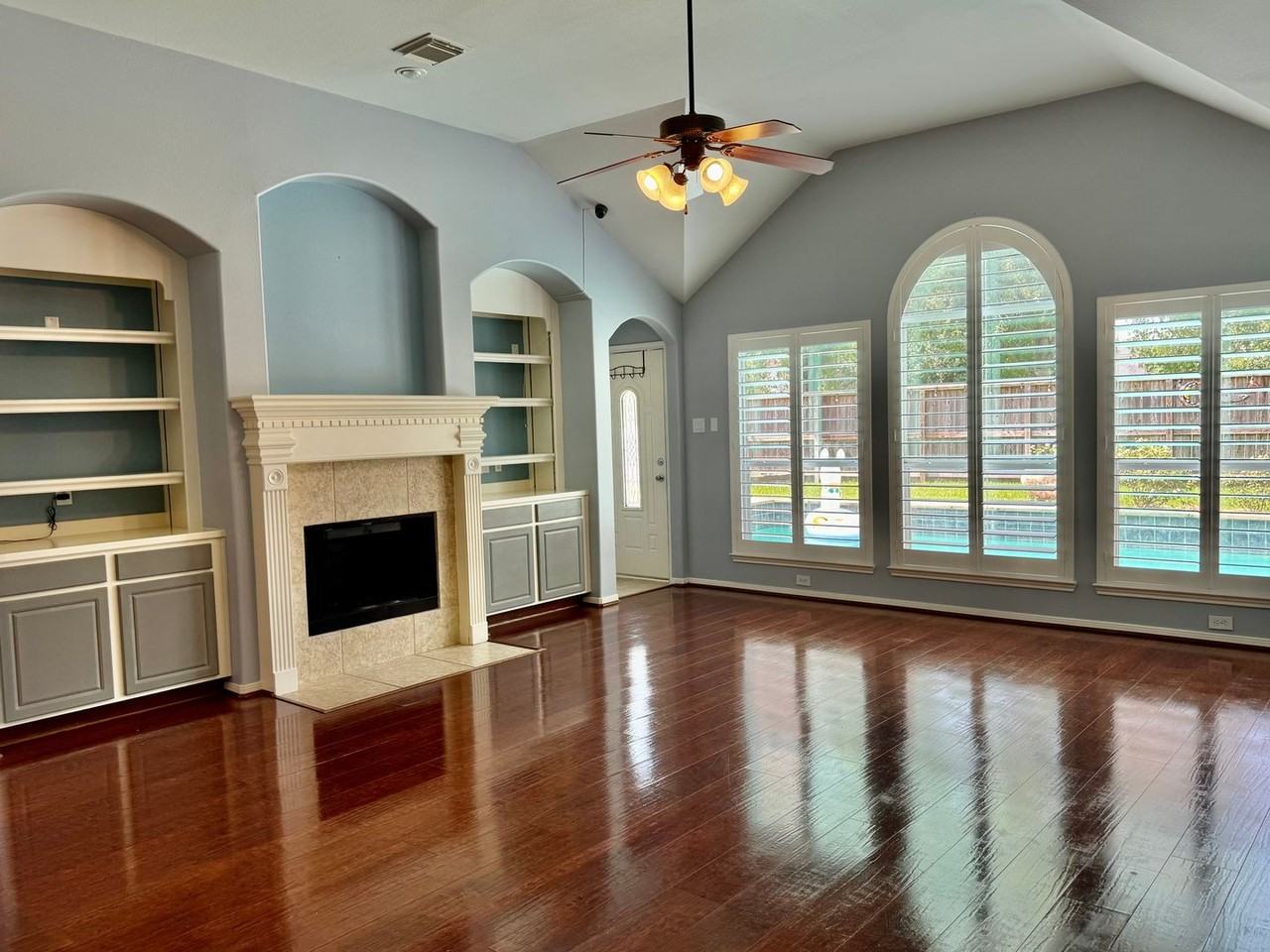 15434 Bay Tree Lndg - Photo 7 of 39